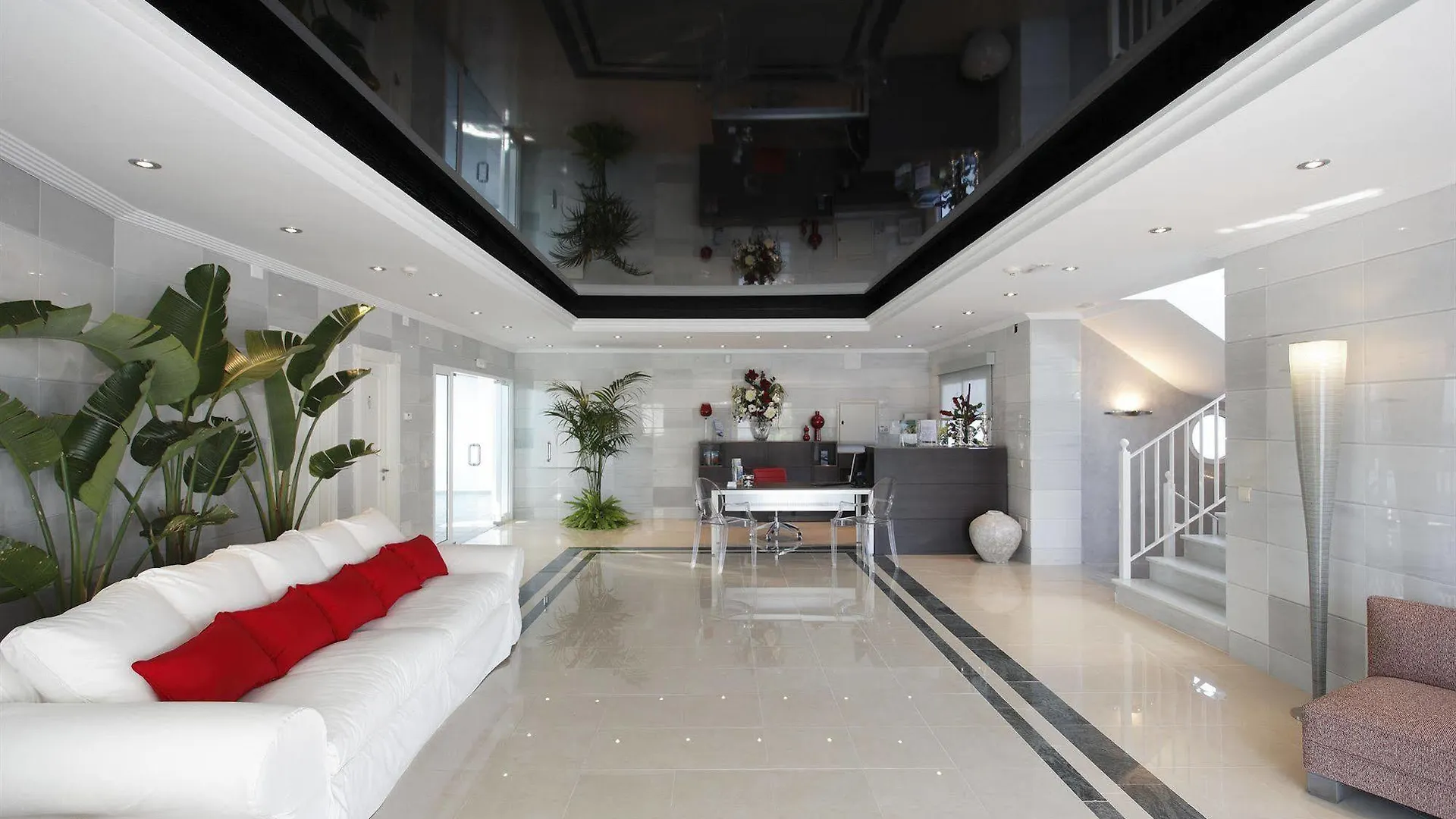 Apartamentos Marina Turquesa Nerja 0*,